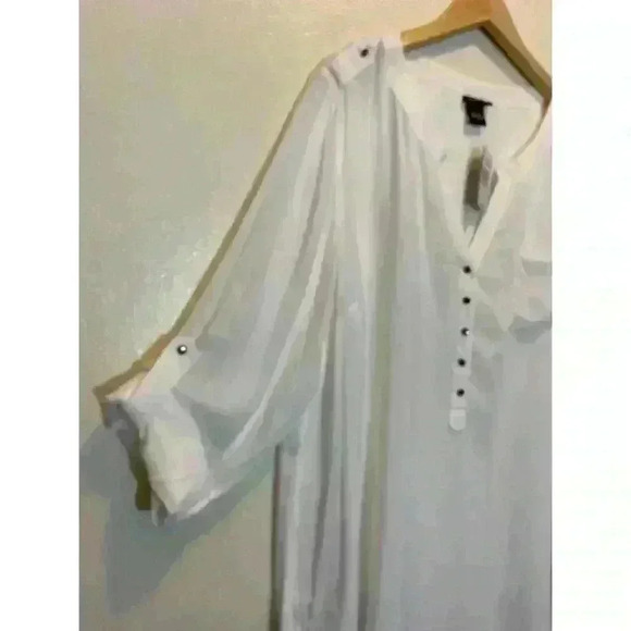 NWT TORRID  BLOUSE SIZE 2 - Picture 6 of 7